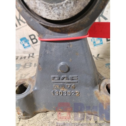 Кронштейн торсиона кабины DAF 105 011299 LH (617)-2