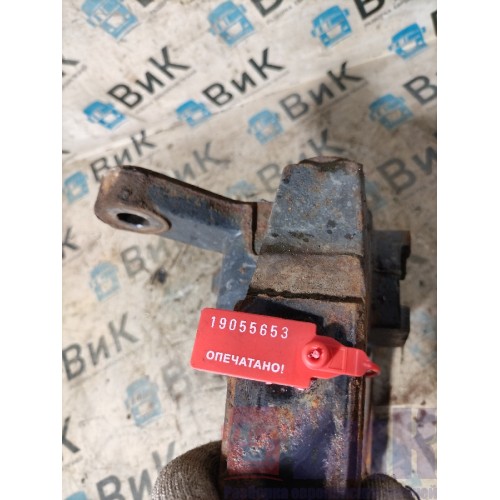 Кронштейн буксировочного крюка DAF 105 011299 (653)-2