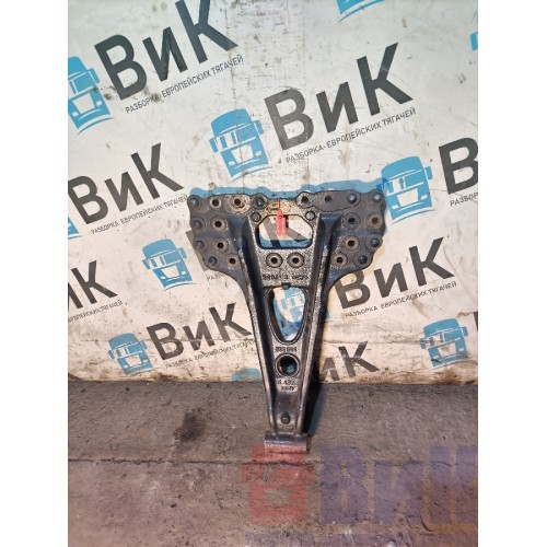 Кронштейн реактивной тяги (низкорамник) MAN TGX 052290 (857)