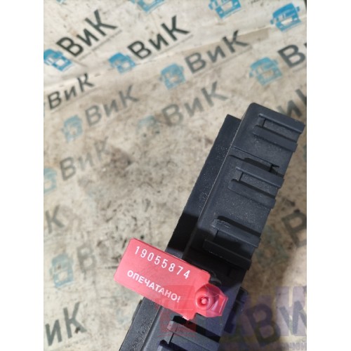 Блок предохранителей DAF 105 015999 (874)-1