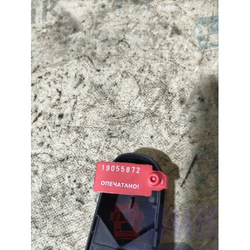 Блок управления стеклоподъемником DAF 105 015999 RH (872)-3