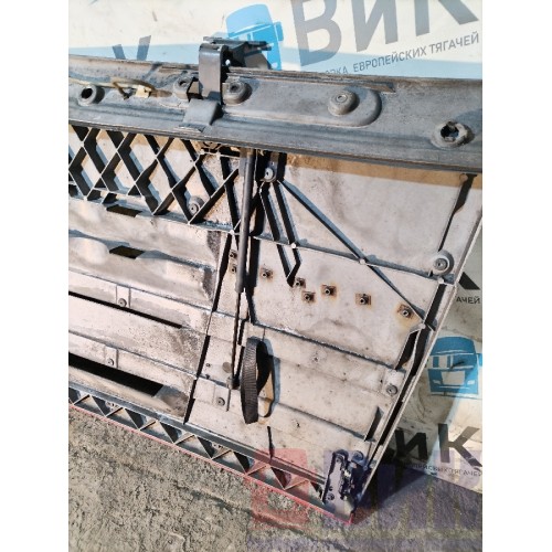 Капот DAF 105 015999 в сборе с замками, газовыми упорами, жабо (974)-3