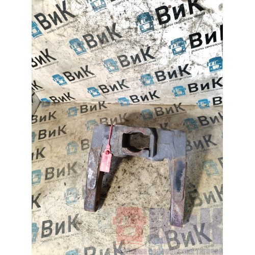 Кронштейн буксировочного крюка DAF 105 004769 (775)