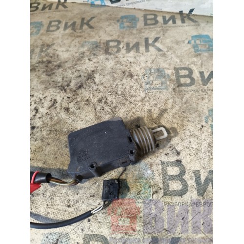 Доводчик замка двери Volvo FH 12 363433 (670)-1