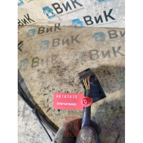 Доводчик замка двери Volvo FH 12 363433 (670)-4