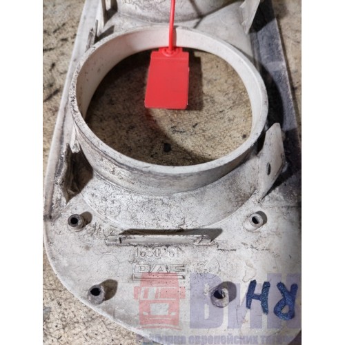 Рамка ПТФ (накладка ПТФ) DAF CF 85 994388 RH (592)-1