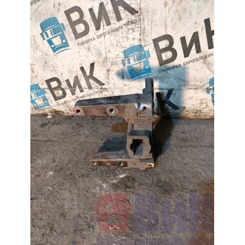 Кронштейн буксировочного крюка DAF CF 85 994388 LH (597)-3