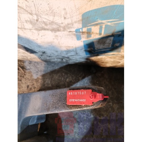 Кронштейн буксировочного крюка DAF CF 85 994388 LH (597)-2