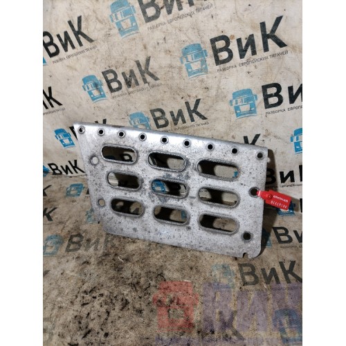 Накладка на подножку нижнюю Volvo FH 13 678912 LH (376)