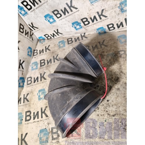 Патрубок воздушного фильтра Volvo FH 13 678912 резиновый (322)