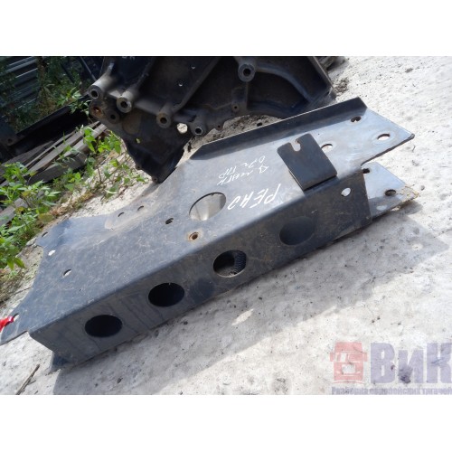 Кронштейн лонжерона кабины Renault DXI (964)-3