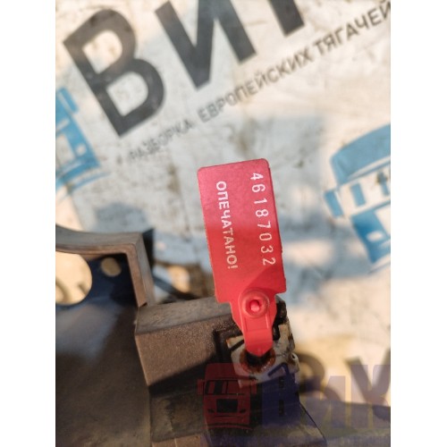 Корпус фары Volvo FH 363433 деф. RH (032)-2