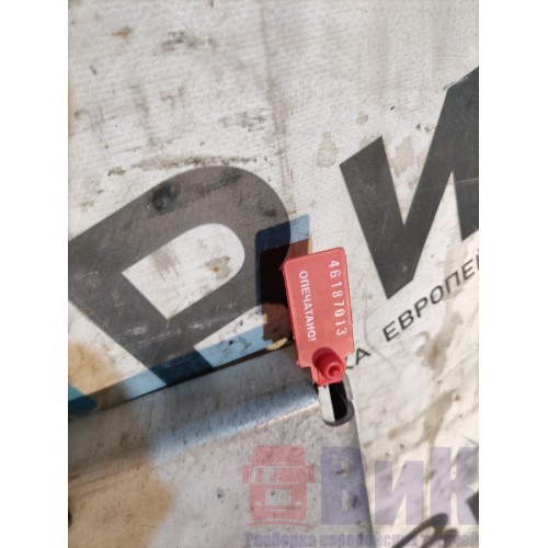 Трапик на бак Volvo FH 13 616047 (013)-2