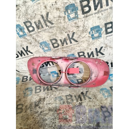 Рамка ПТФ (накладка ПТФ) DAF 105 015999 LH не ориг. (895)-1