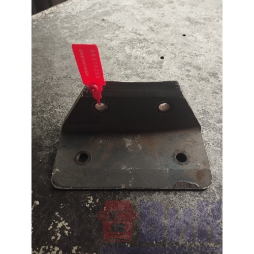 Кронштейн задней пневмоподушки DAF 105 015999 алюм. верхний (255)