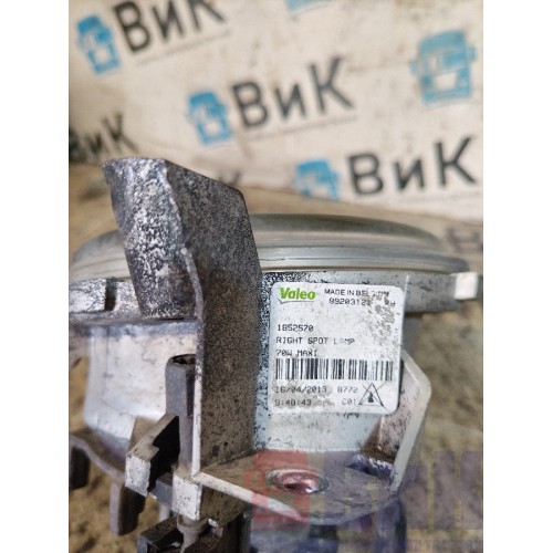 Фара противотуманная Scania R440 322315 дальний свет RH деф. (398)-2