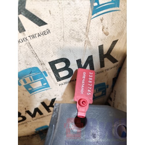 Кронштейн замка кабины Scania R440 322315 RH (745)-1