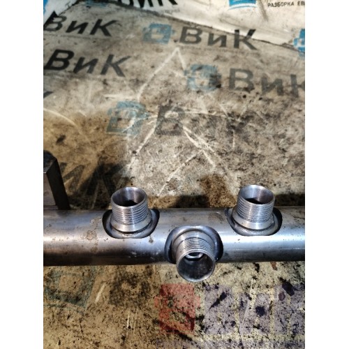 Топливная рампа DAF 106 049232 (голая) (633)-1