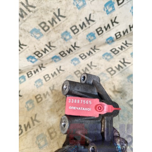 Кронштейн патрубка интеркулера DAF 106 049232 (565)-3