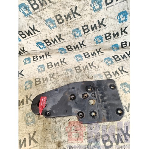 Петля двигателя DAF 106 049232 (562)