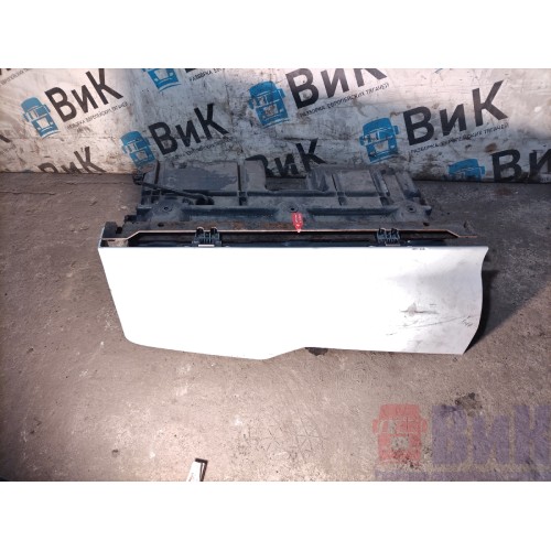 Ящик инструментальный Renault Premium 071306 в сборе RH (516)