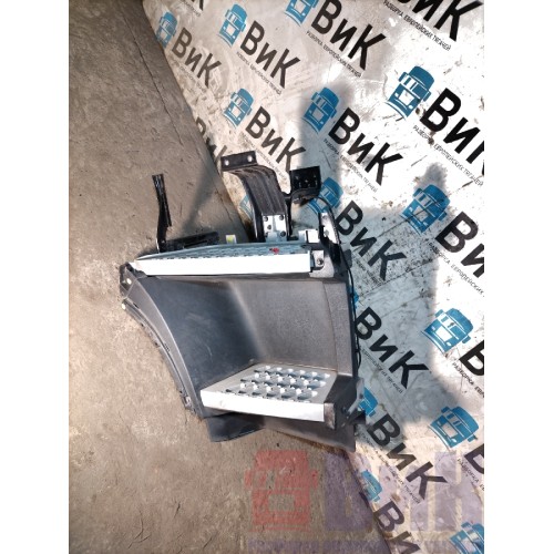 Подножка основная Volvo FH 4 785702 RH (381)