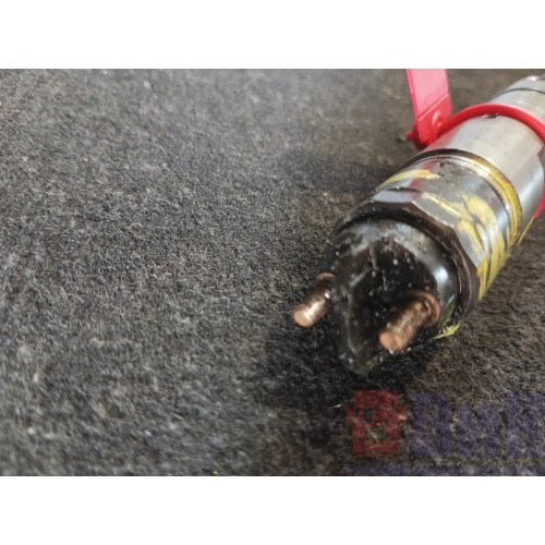 Форсунка топливная электрическая MAN 2876 LF12 480л 6049 с деф. (783)-1