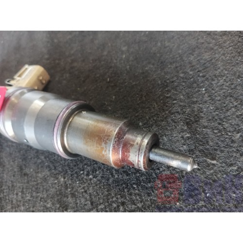 Форсунка топливная электрическая Renault DXI 11-13 21582101 (766)-1