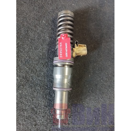 Форсунка топливная электрическая Renault DXI 11-13 20555521 (764)