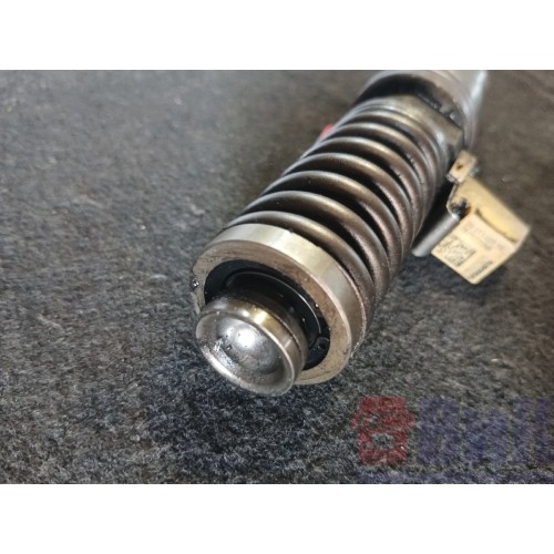 Форсунка топливная электрическая Renault DXI 11-13 20555521 (765)-5