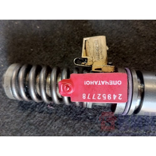 Форсунка топливная электрическая Renault DXI 11-13 20555521 (778)-2