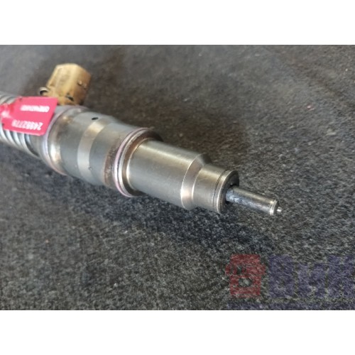 Форсунка топливная электрическая Renault DXI 11-13 20555521 (779)-4