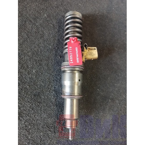 Форсунка топливная электрическая Renault DXI 11-13 20555521 (779)