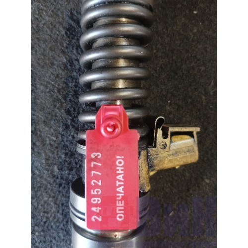 Форсунка топливная электрическая Renault DXI 11-13 21582094 (773)-4