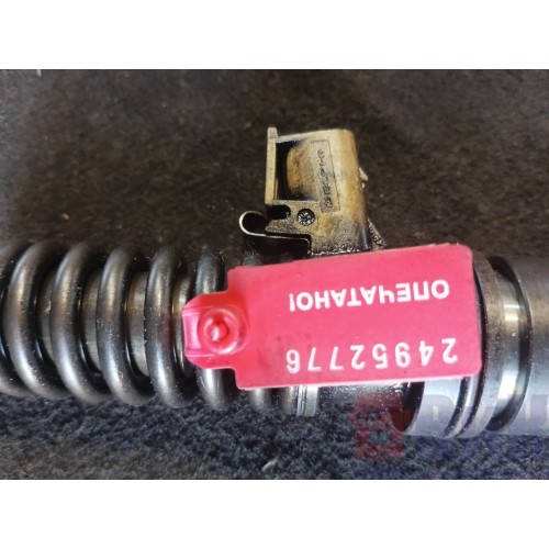 Форсунка топливная электрическая Renault DXI 11-13 21582094 (776)-1