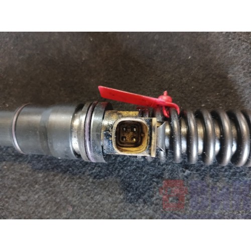 Форсунка топливная электрическая Renault DXI 11-13 21582094 (776)-6