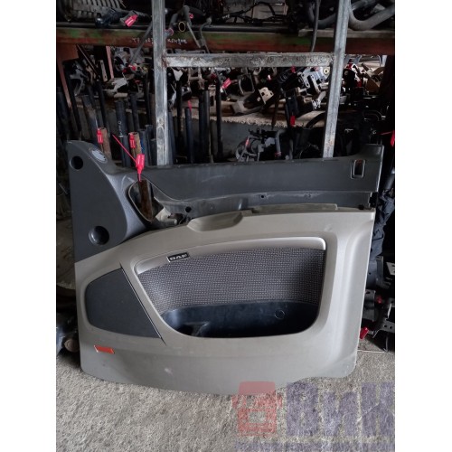Обшивка (карта) двери DAF 105 003323 RH (210)