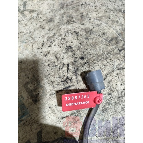 Датчик уровня охлаждающей жидкости Volvo FH 13 616047 (263)-1