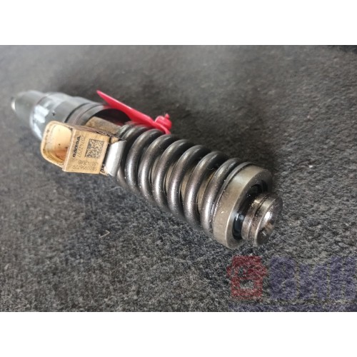 Форсунка топливная электрическая Renault DXI 11-13 20747797 (736) -4