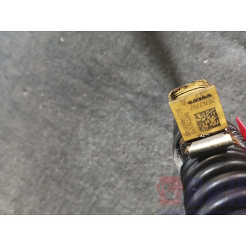 Форсунка топливная электрическая Renault DXI 11-13 20747797 (753)-2