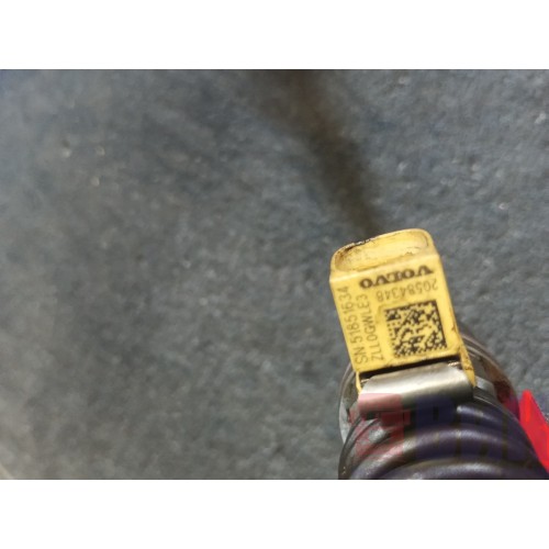 Форсунка топливная электрическая Renault DXI 11-13 20584348 (732)-1