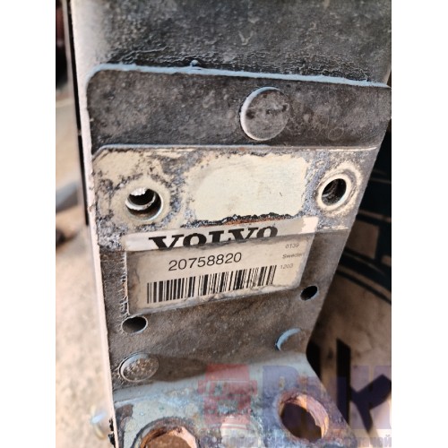 Радиатор основной Volvo FH 13 616047 деф. (157)-2