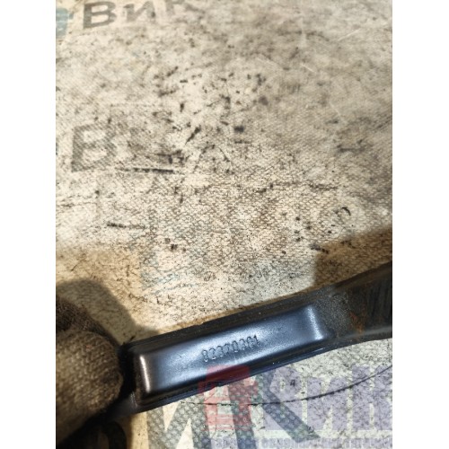 Кронштейн дверной крышки Renault TS 001057 (031)-1