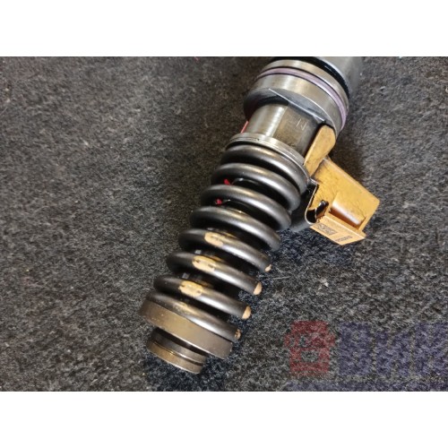 Форсунка топливная электрическая Volvo D13A  21340615 (673)-4