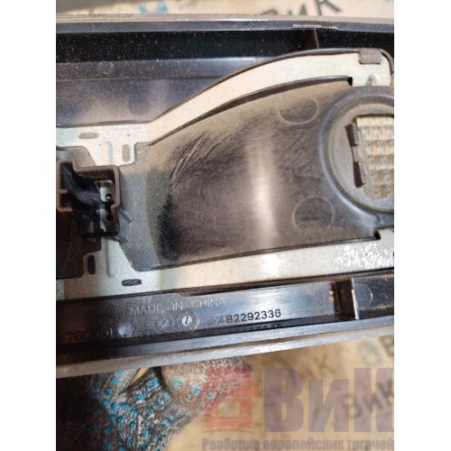 Фонарь салона Renault TS 001057 (226)-2