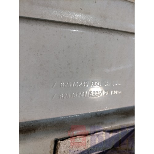 Крышка инструментального ящика Renault TS 001057 с петлями RH (204)-1