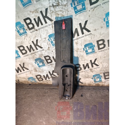 Накладка на порог Renault TS 001057 LH деф. (095)