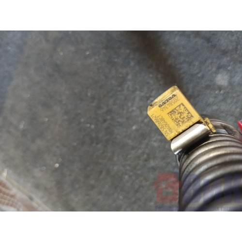 Форсунка топливная электрическая Volvo D13A  20584346 (678)-1