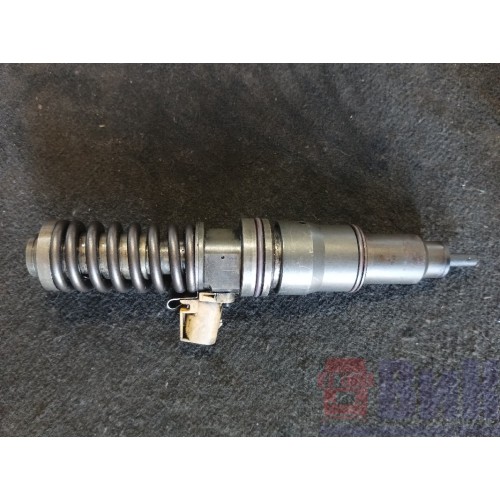 Форсунка топливная электрическая Volvo D13A  20584346 (680)-1