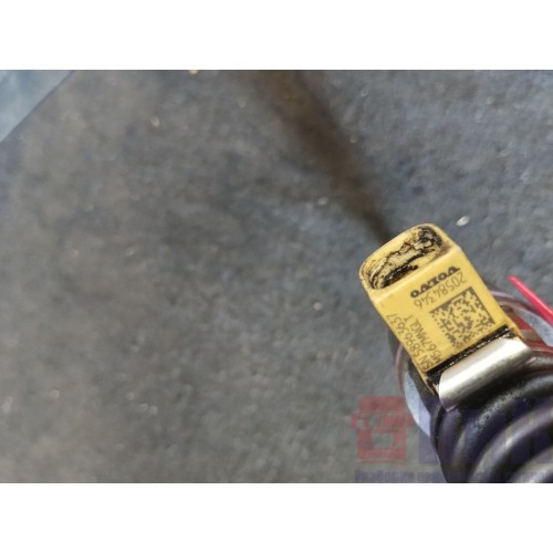 Форсунка топливная электрическая Volvo D13A  20584346 (663)-2